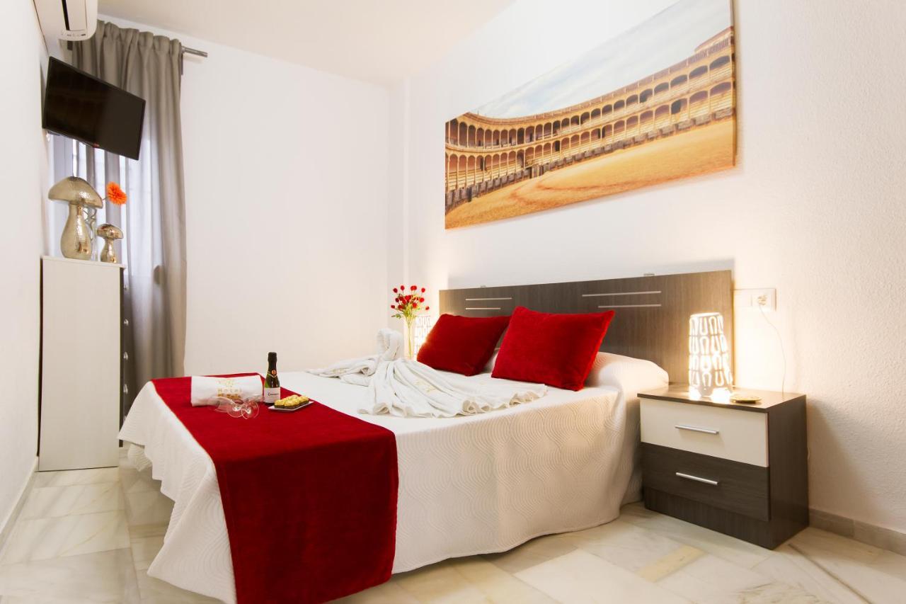 Apartamentos El Tajo & Spa ロンダ エクステリア 写真
